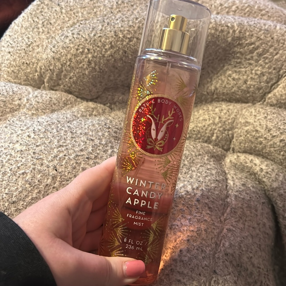 Winter Candy Apple Body Spray